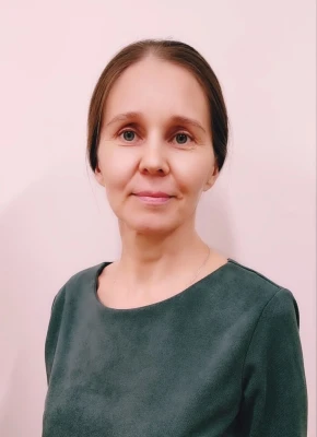 Помощник воспитателя Медведева Ирина Петровна